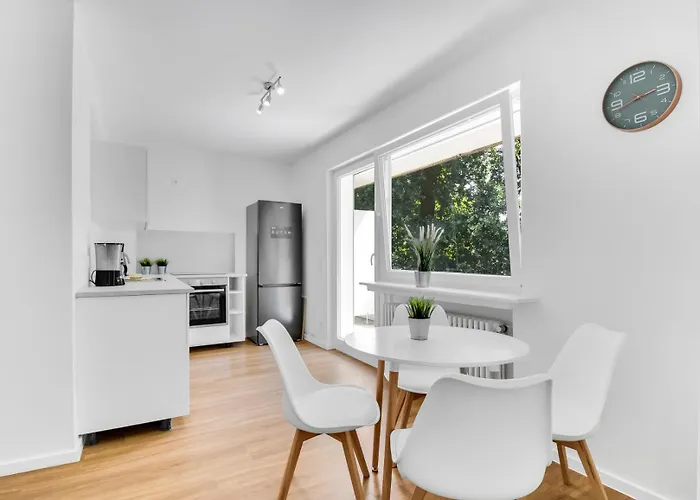 Ferienunterkunft Mit Balkon Und Einem Schlafzimmer Apartament Lippstadt
