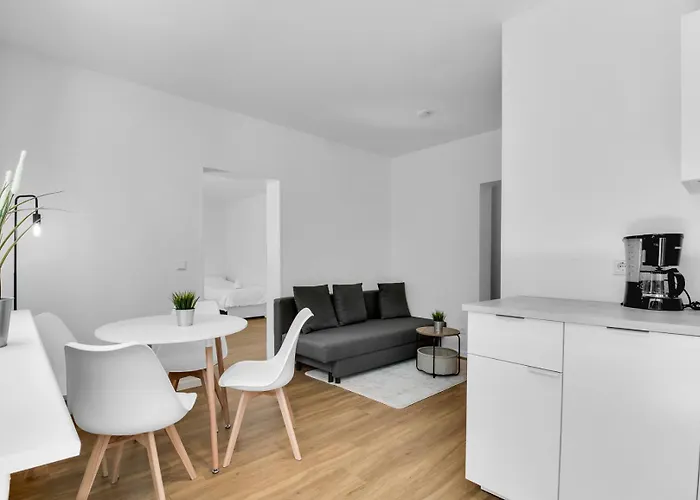 Ferienunterkunft Mit Balkon Und Einem Schlafzimmer * Lippstadt